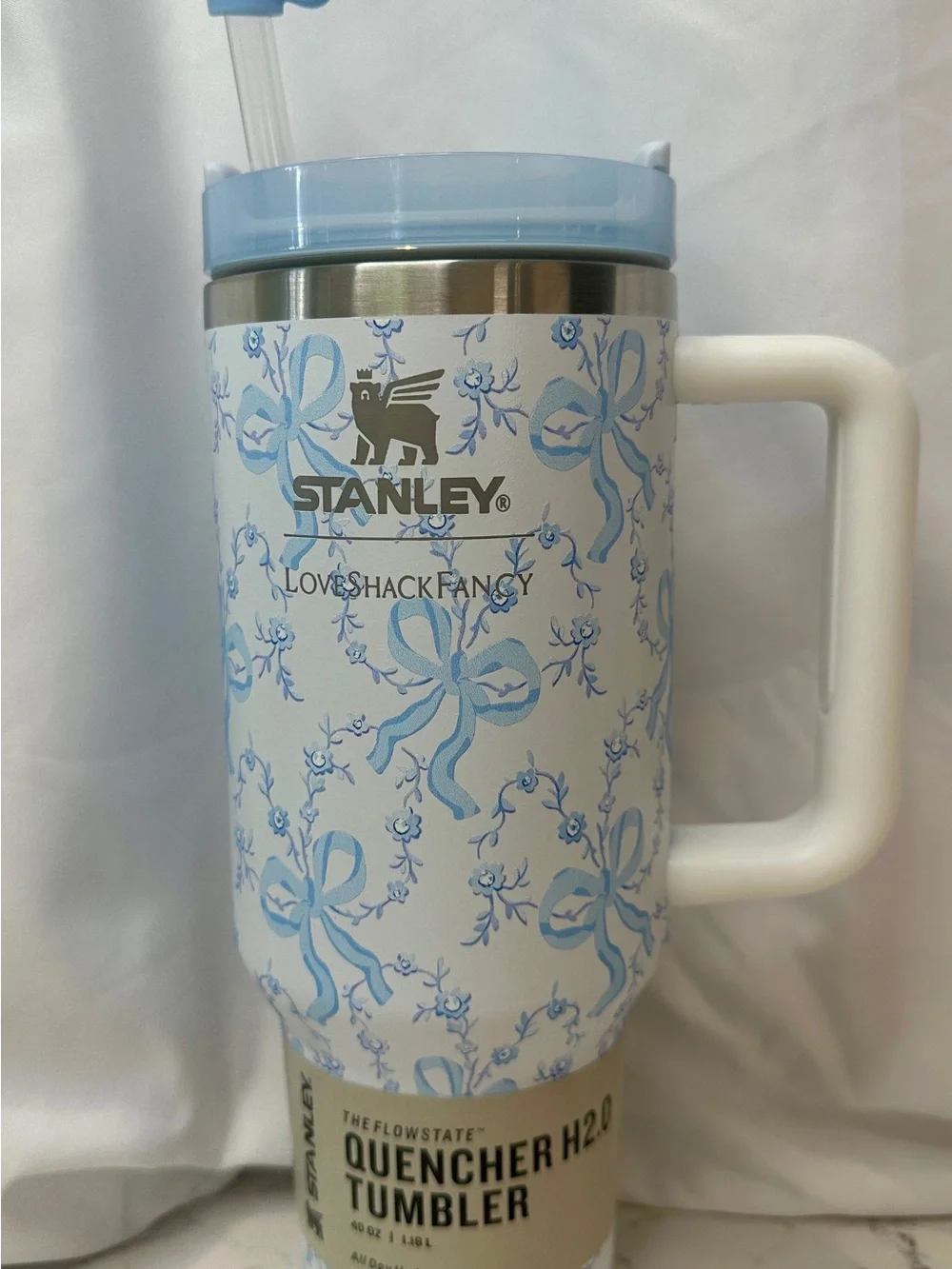 Stanley White and Light Blue Ribbon-Print Quencher Tumbler - Picture 3 of 7